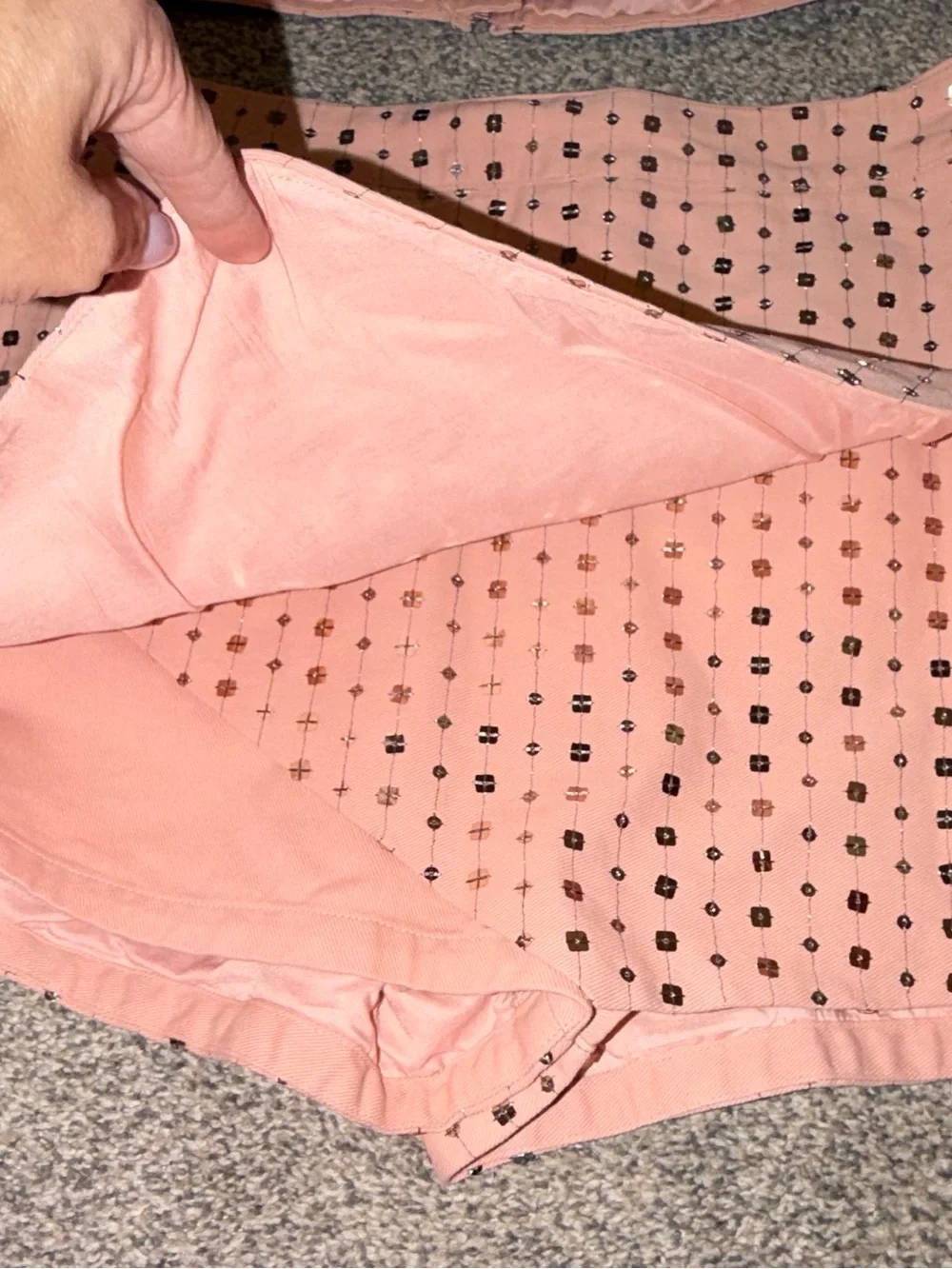 Women’s Free the Roses Sequin-Embellished Pink Mini Skort size L. EUC